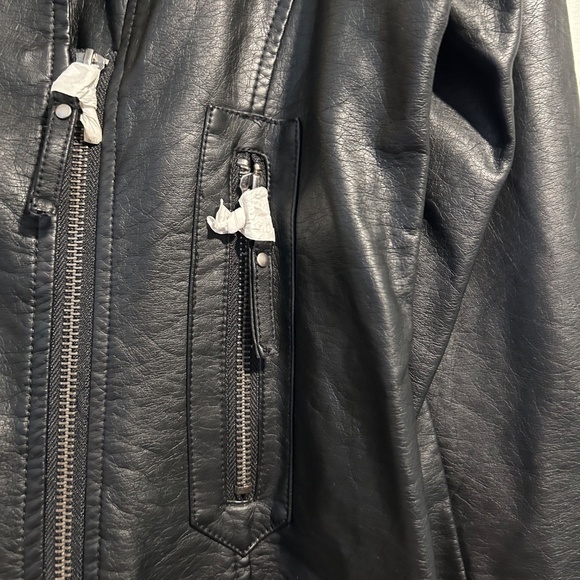 Max Studio Black Vegan Leather Biker Jacket NWOT - Picture 5 of 13